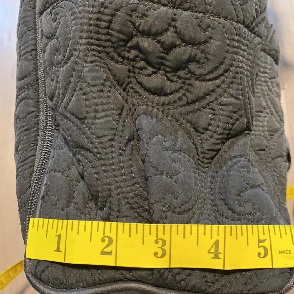 Petunia pickle bottom‎ carry all black quilted